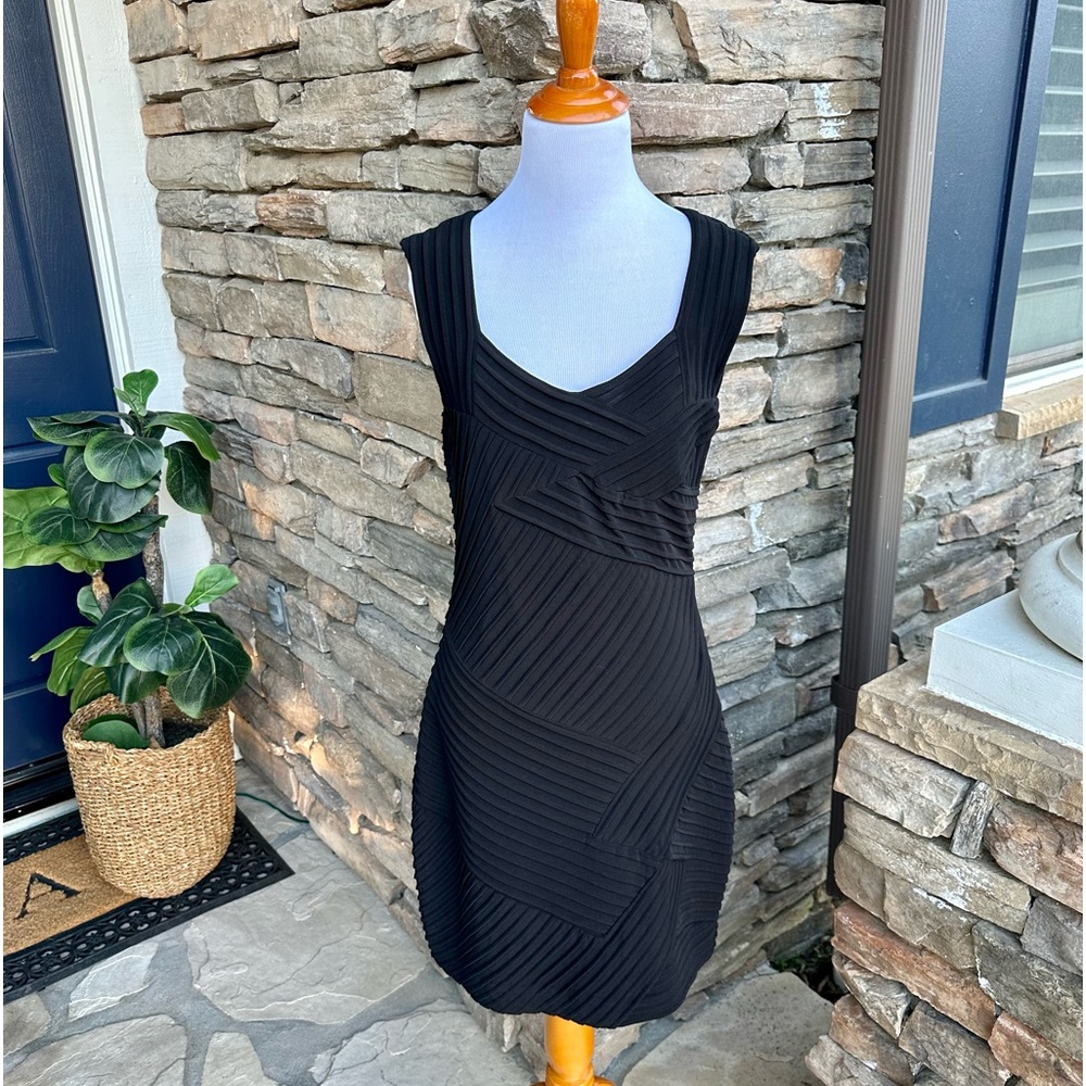 Calvin Klein Bodycon LBD Sleeveless Dress Black Side Zip Stretch Ribbed Party